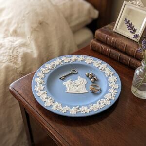 Vintage Wedgwood Pale Blue Jasperware 4 3/8" Trinket Dish - Cupid as Oracle